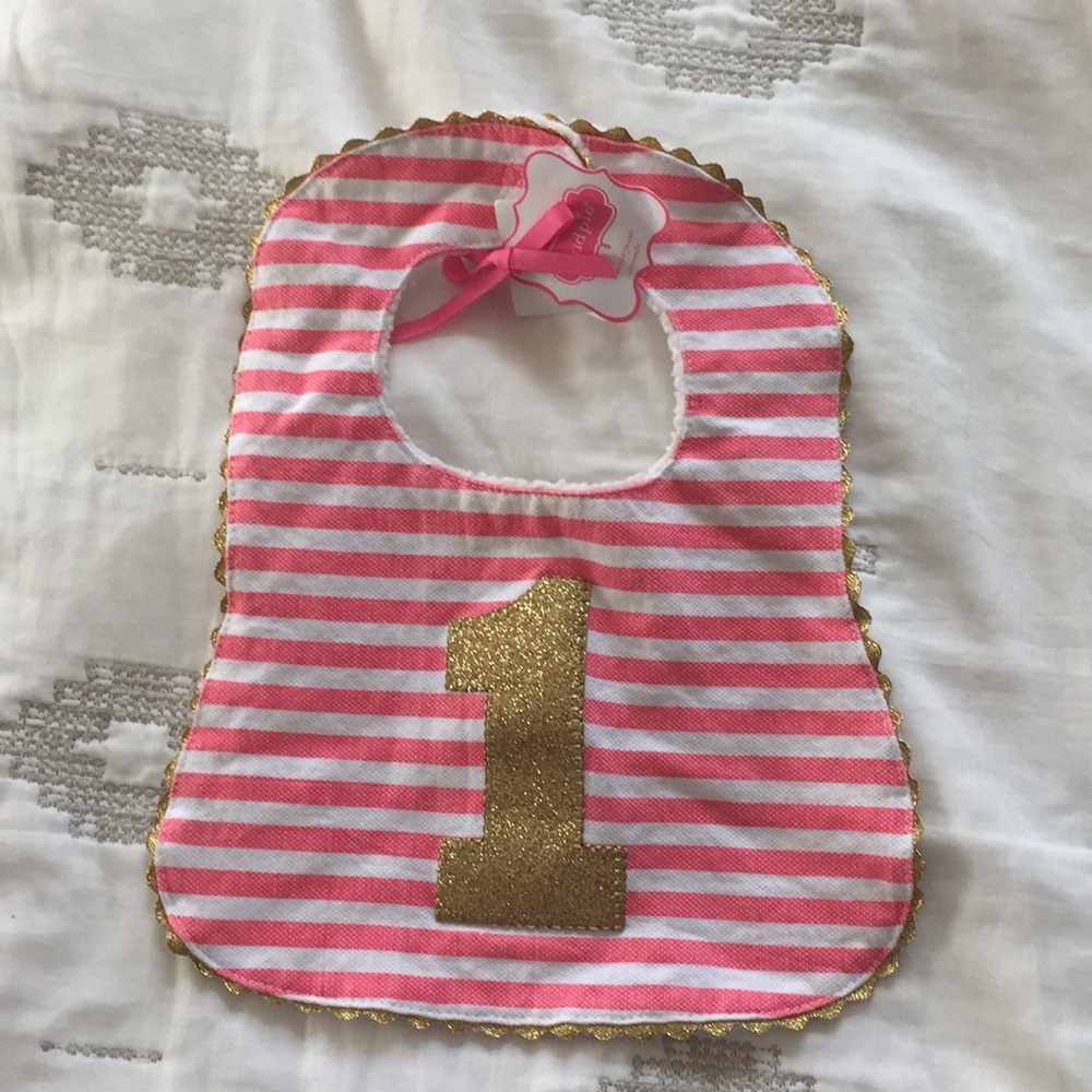 First birthday bib from mud pie